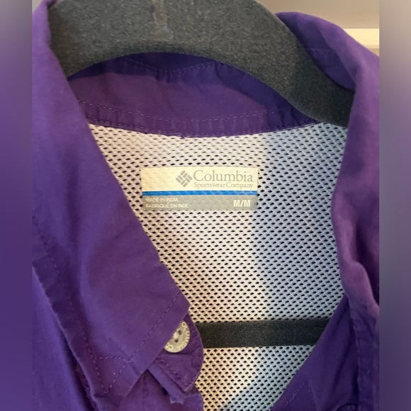 Mens LSU medium vented button up - Picture 6 of 9